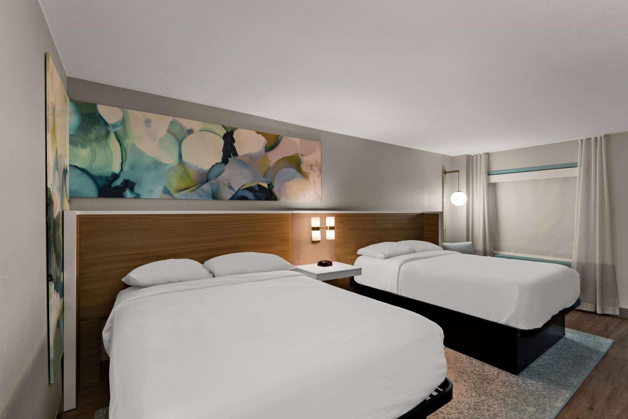 Wyndham Garden Ankeny Hotel Exterior photo
