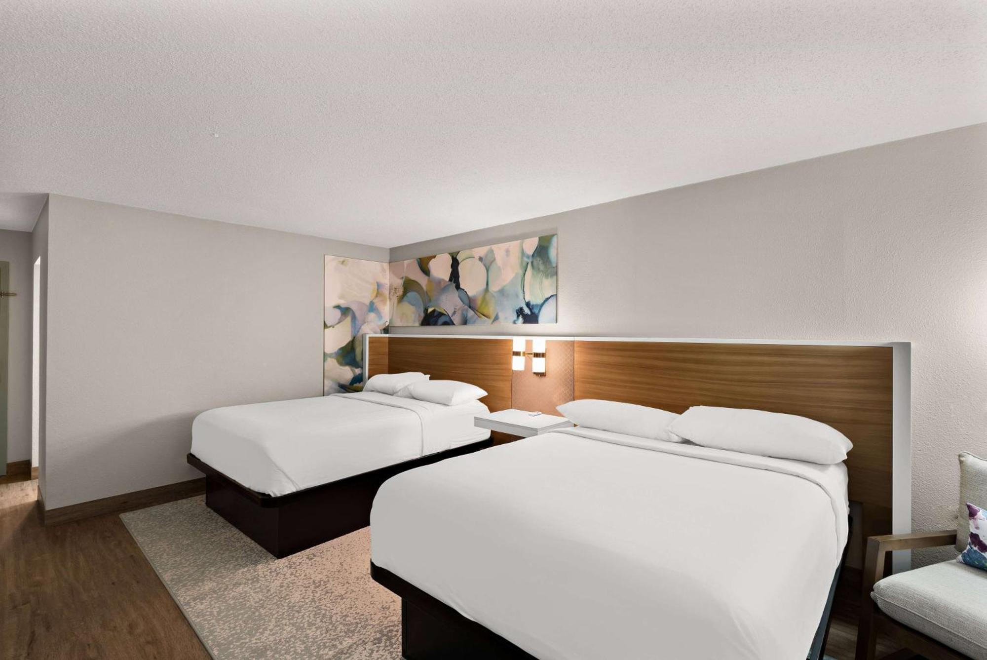Wyndham Garden Ankeny Hotel Exterior photo