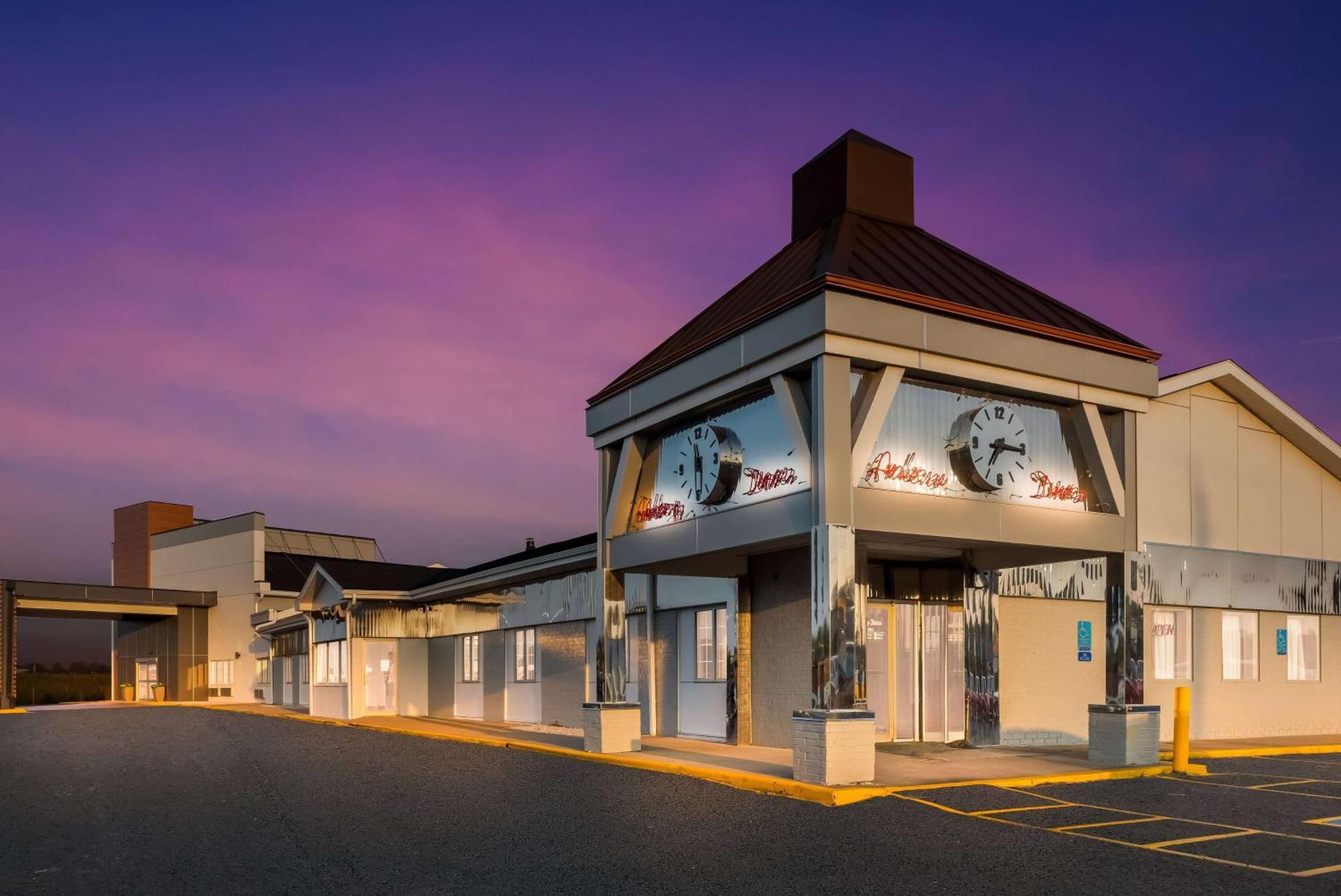 Wyndham Garden Ankeny Hotel Exterior photo